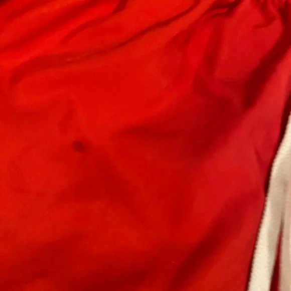 Nike Men's Red swim Shorts - Picture 4 of 4